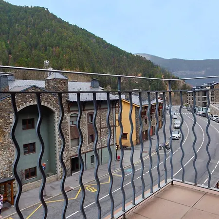 Gran Balcon Con Vistas I Amplio 3 Hab Cerca I Andbnb Ordino